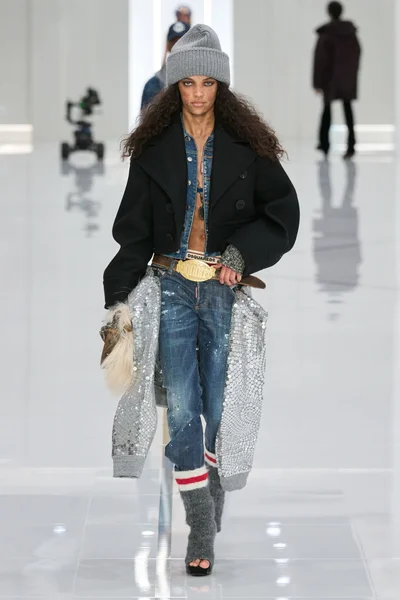 Look 31